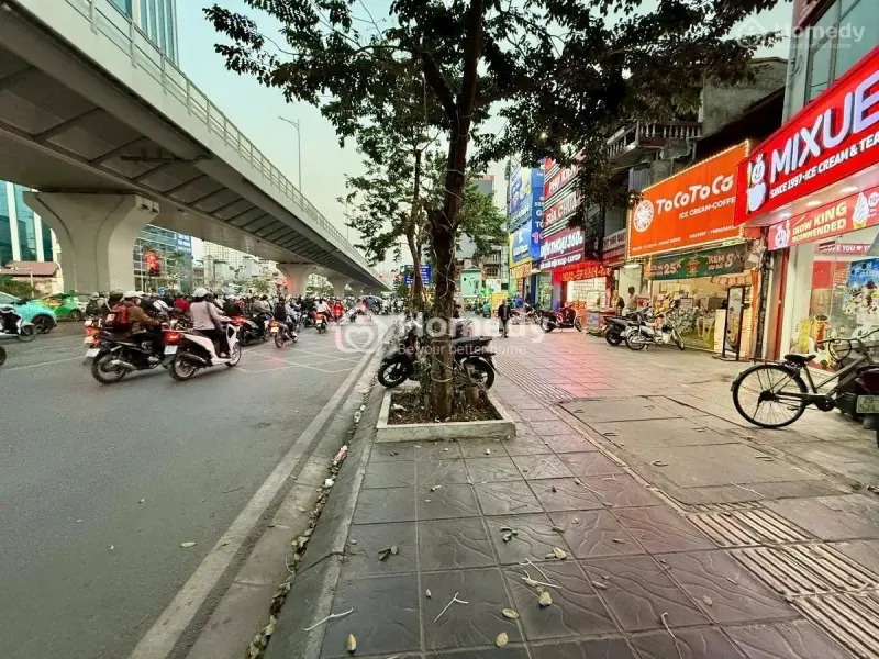 Bán Nhà ̀ Tầng Mới Xây Mặt Phố Đại La - 75M2 - Dòng Tiền 1 Tỷ/Năm