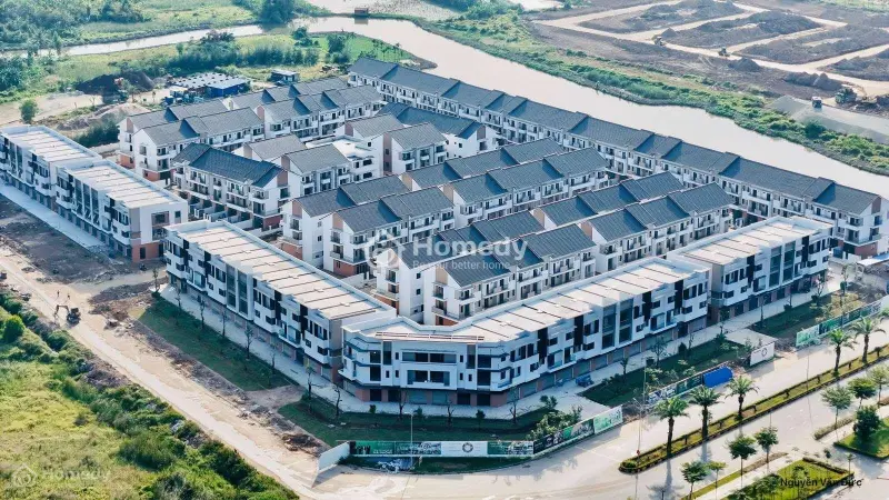 Shophouse - The Greenery Ngay Chân Cầu Nguyễn Trãi 7.7 Tỷ - 180M2 Cả Lưu Không