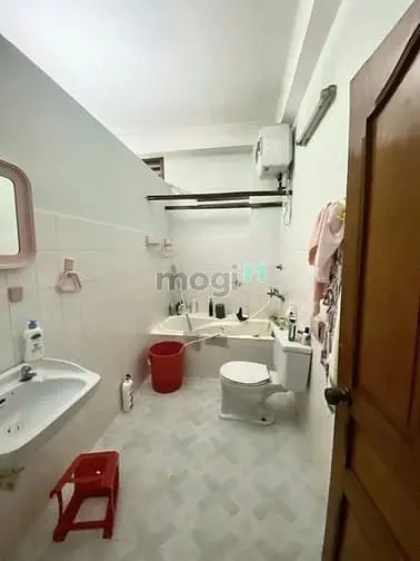 🏡95M2 Quận 3 5,2X18,5M Ô Tô Đậu Nhà Sát Mt Trần Quang Diệu-Lê Văn Sỹ
