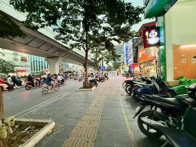 Bán Nhà ̀ Tầng Mới Xây Mặt Phố Đại La - 75M2 - Dòng Tiền 1 Tỷ/Năm