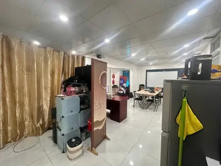 Mặt Bằng Kinh Doanh 70M2 Có Sân Trước Ngay Aeon Tân Phú Và Có Ở Lại Được ( Kinh Doanh Đa Nghề)