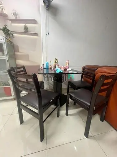 Chung Cư Bưu Điện,P14, Quận 10: 93M2, 3P Ngủ, 2Wc Chỉ 12,5Tr