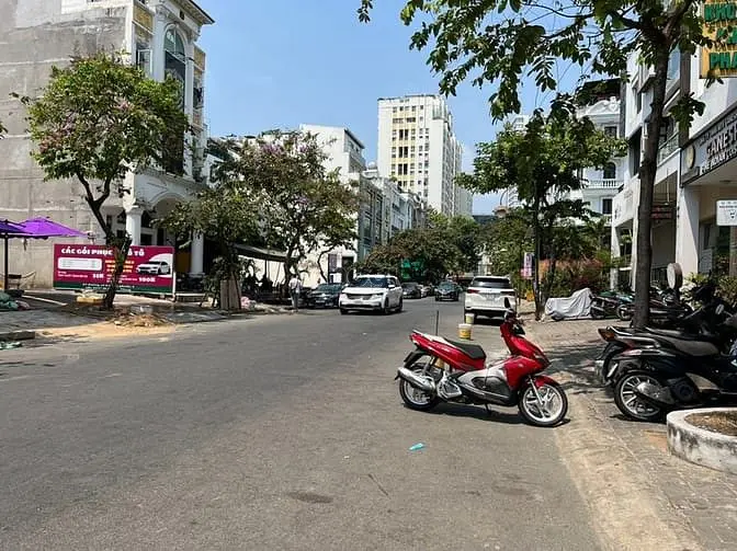 Sở Hữu Nguyên Căn Khách Sạn Phú Mỹ Hưng Có 14 Phòng Có Giá Thuê Tốt