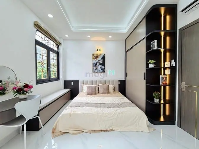 Nhỉnh 5 Tỷ Sở Hữu Nhà 50M2 Mới Cứng - Hẻm Ô Tô Lớn - Gần Ngã 6 Gò Vấp