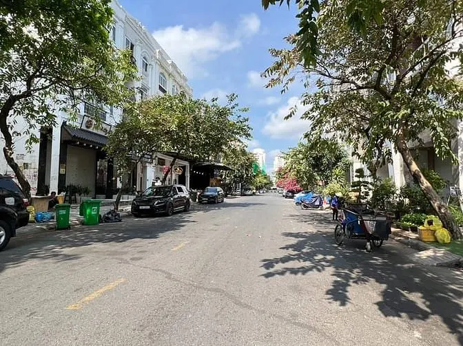 Nhà Phố Kinh Doanh Đường Lớn Khu Hưng Gia 5, Phú Mỹ Hưng Giá Thuê Tốt