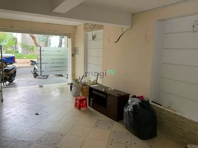 Nhà Phố Kinh Doanh Khu Hưng Gia, Phú Mỹ Hưng Nhà Đẹp Giá Rẻ Vào Ngay