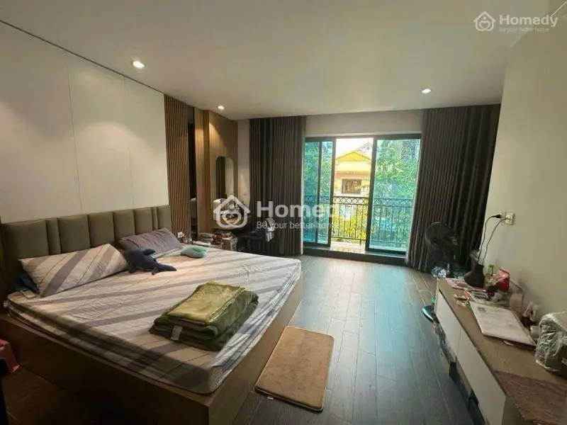 Gấp, Chính Chủ Bán Nhà Phân Lô Hoàng Quốc Việt, Ô Tô Vào Nhà, 115M, Có Thang Máy Chỉ 36.5 Tỷ