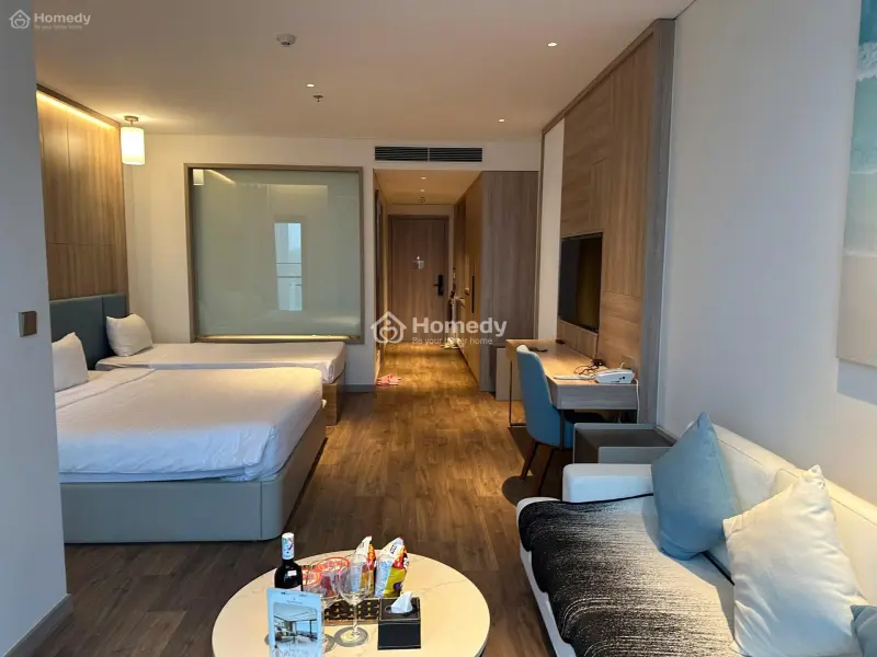 Bán Nhanh Căn Studio A La Carte Hạ Long Mã B-06 45M2 - View Hồ & City View Tầng Cao - Giá Chỉ 2.5Tỷ