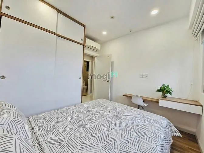 Cho Thuê Ch Hưng Phúc, Phú Mỹ Hưng,Hcmc, 98M2, 3Pn-2Wc, Nội Thất Đầyđủ