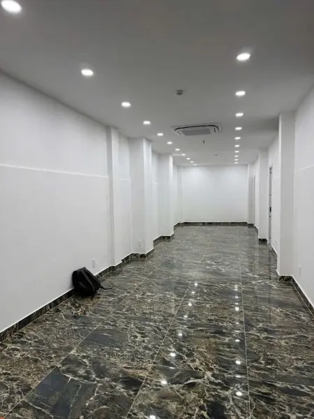 Cho Thuê Mặt Tiền Đường Trần Quang Khải Ngay Chợ, Nhà Thờ Tân Định Quận 1