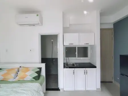 Phòng Đẹp Mới Xây 5P Đi Chợ Tân Mỹ - Có Thang Máy