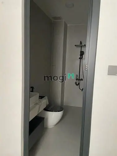 Nhà Cho Thuê 6X20 3Lầu 5Pn Đường Quách Văn Tuấn, Phường 12, Tân Bình