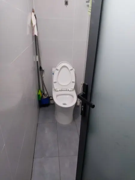 Cho Thuê Phòng Ko Chung Chủ,Co Ban Cong Thoang Mát