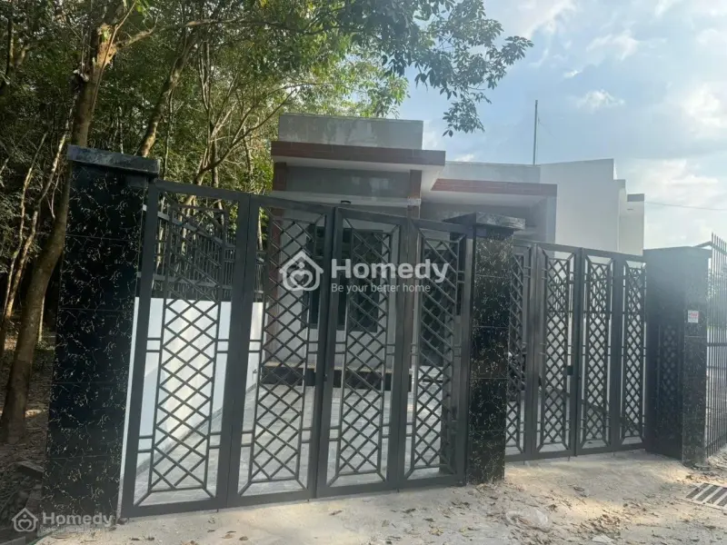 Bán Nhà Mới Phường Phú An Bến Cát Gần Ngã Tư Phú Thứ