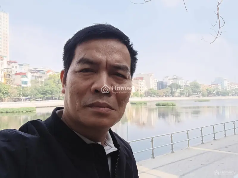 Bán Nhà View Đẹp Hồ Hoàng Cầu - 40M - Full Nội Thất - Thang Máy - Mặt Hồ - Ô Tô Chạy Trước Nhà