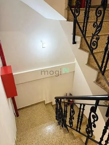 Bán Khách Sạn Đường Lý Tự Trọng Q1 - 3,7M X 16M Giá 34 Tỉ