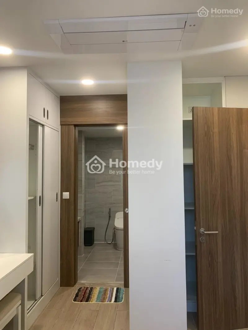 Nhà Đẹp. Cho Thuê Căn Hộ The Flemington, 97M2, 3Pn, Tầng Thấp, Giá 23 Triệu. Ll: 0933722***