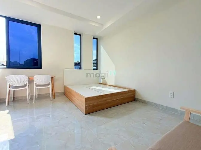 Phòng Đẹp Cửa Sổ Thoáng, An Ninh Ngay Nhất Chi Mai