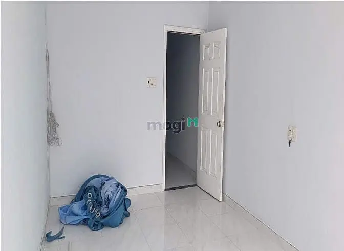 Cần Cho Thuê Nhà 1 Trệt 1 Lầu Hẻm Xe Hơi Ngô Tất Tố (Gần Quận 1)