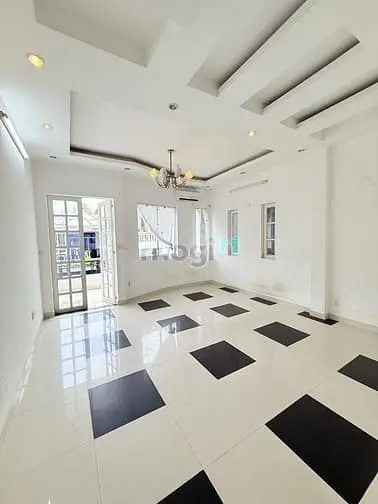 Cách Mạng Tháng Tám Hẻm Xe Hơi 5M X 19M - 4 Tầng Chỉ 14.8 Tỷ