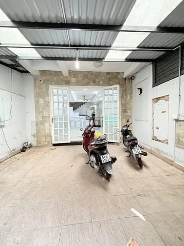 Cách Mạng Tháng Tám Hẻm Xe Hơi 5M X 19M - 4 Tầng Chỉ 14.8 Tỷ