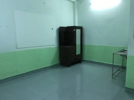 Cho Thuê Phòng Đẹp, Full Nội Thất, Có Bếp Riêng, Wc Riêng, Lối Đi Riêng Tại Đường Lạc Long Quân, Tb