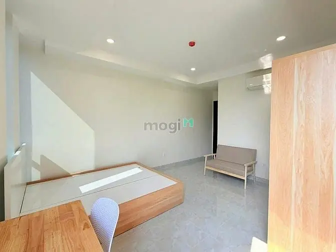 Phòng Đẹp Cửa Sổ Thoáng, An Ninh Ngay Nhất Chi Mai