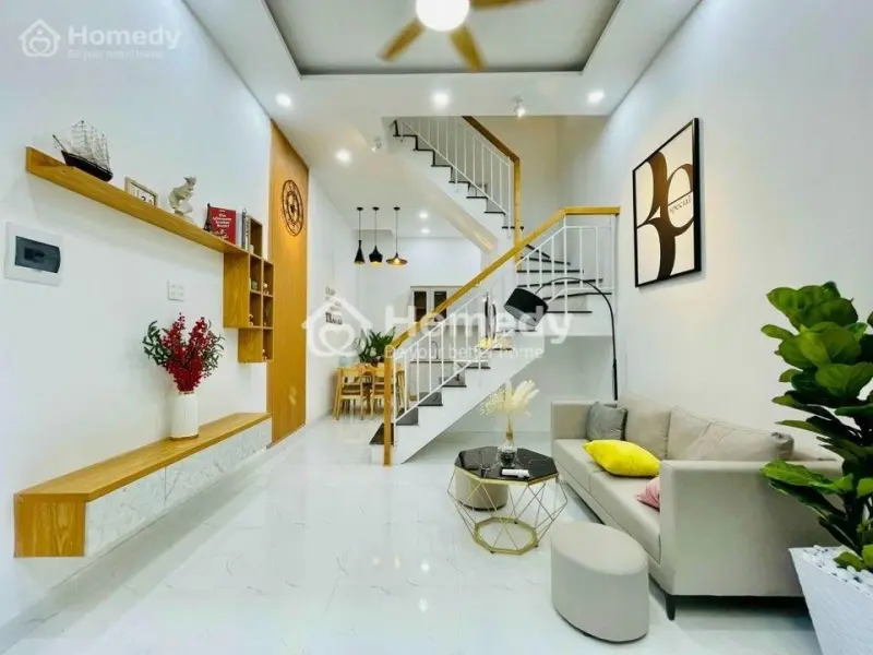 Cần Bán Nhà Gần Chợ Bà Hom Cũ, 2Pn, 2 Toilet, 1 Phòng Thờ, Quận Bình Tân.