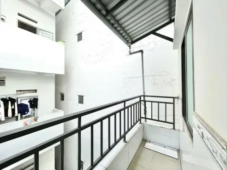 Phòng Ban Công, An Ninh Ngay Sân Bay, Cv Gia Định