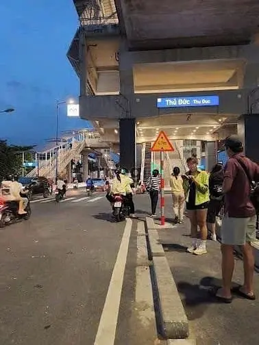 200Tr/M2 Mặt Tiền Ngay Võ Văn Ngân - Ngang Lớn 9X32 (Cn 168M2)