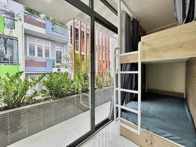 Phòng Sleep Box Cao Cấp Tiện Nghi Gần Đại Học Bách Khoa