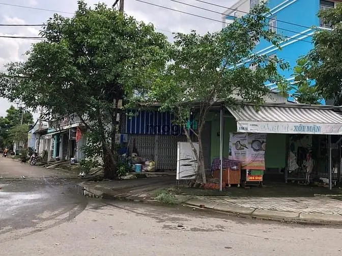 Bán Nhà Góc Mặt Tiền Đường D4 ( Phạm Hùng) Dt: 15 X16 ( 245M2).