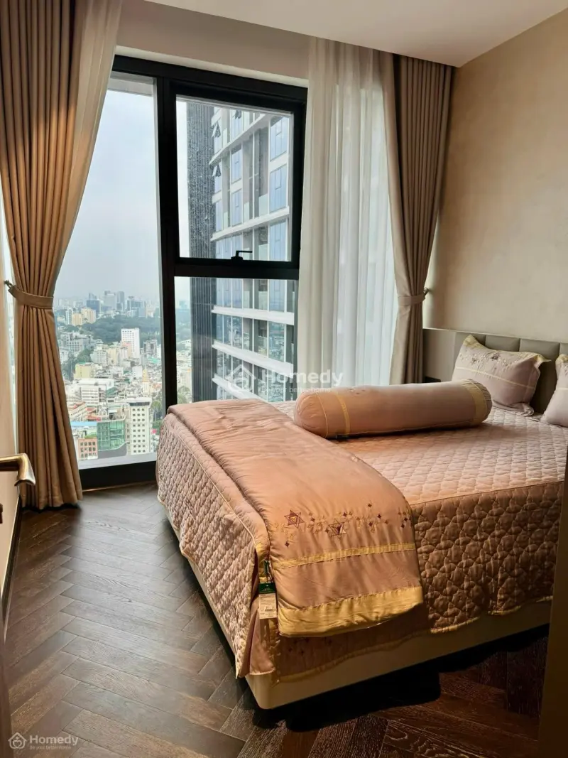 Chính Chủ Cho Thuê Căn Hộ 3Pn, 2Wc, 125M2 Giá Tốt Tại Lancaster Legacy, Nguyễn Trãi, Q1, Tp.hcm