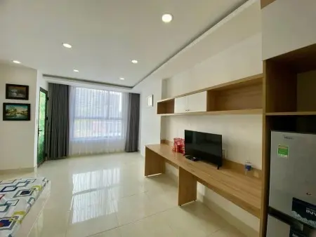 Căn 1 Phòng Ngủ Sky Center, Phổ Quang Có Nội Thất Giá12Tr