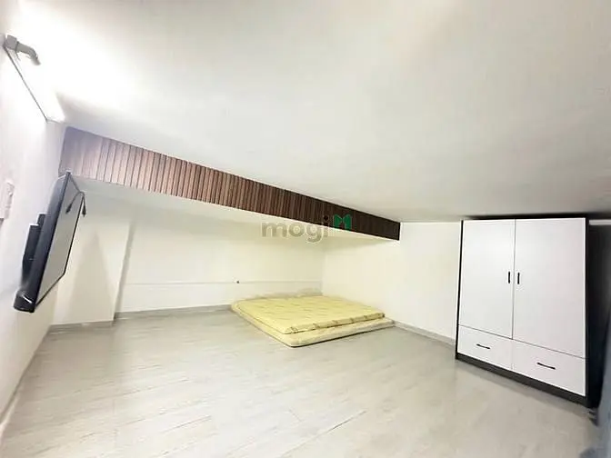 Cho Thuê Phòng Ngay Phó Đức Chính Q1 Gần Cầu Calmette - Bến Thành 30M2