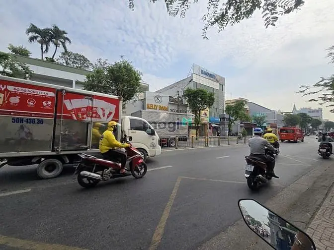 Cho Thuê Nhà Mt Trường Chinh-P12-Tb.dt 16X10- Mặt Bằng Ngang Khủng 16M