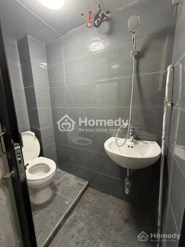 Bán Nhà Tập Thể Phố Nguyễn Bỉnh Khiêm, Hai Bà Trưng, 60M2 Gồm 2Pn, 2Vs Đẹp Ở Ngay!