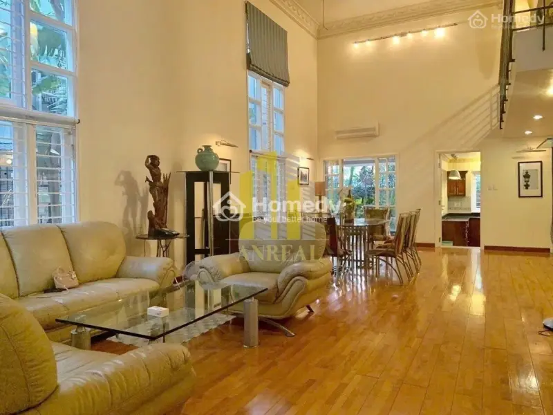 Cho Thuê Villa Đủ Nọi Thất Đường Thảo Điền - Khu An Ninh Giá 3500 Usd