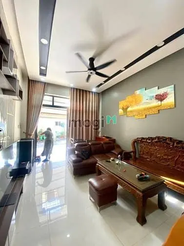 Bán Nhà Đẹp 4 Tầng , Đường 182 , P. Tăng Nhơn Phú A , Quận 9 , 7,6 Tỷ