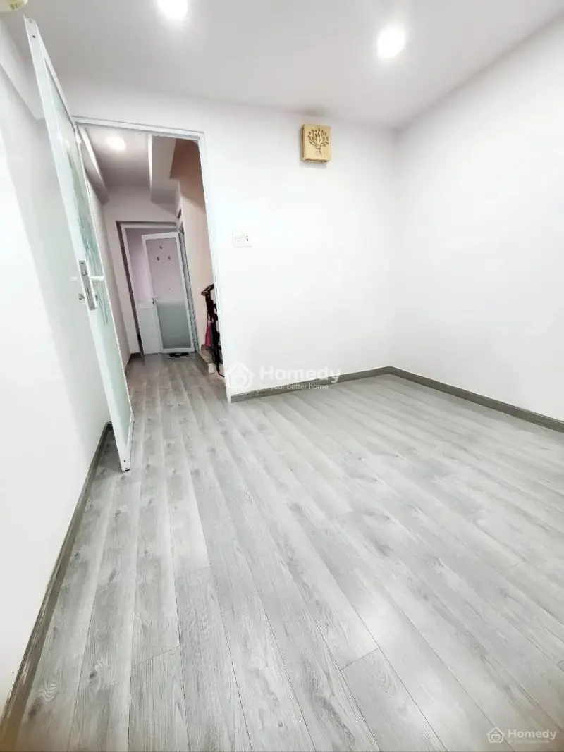 💥 [Chợ Bàn Cờ] Bán Nhà 5 Tầng Hxh 10M – Kinh Doanh Nhộn Nhịp Sầm Uất – Chỉ 9,5 Tỷ