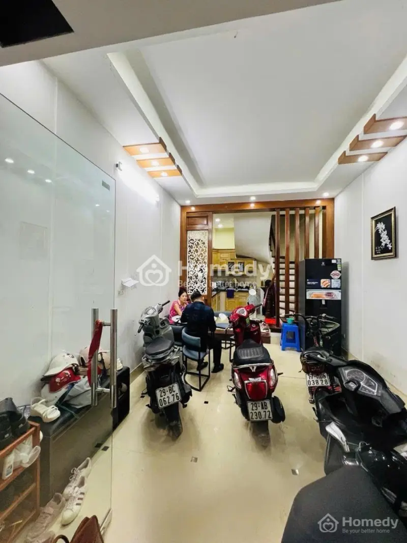 Bán Siêu Phẩm 165 Cầu Giấy - 10.6 Tỷ - Full Nội Thất Đẳng Cấp - Ở Ngay