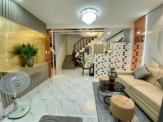 Bán Nhà Mặt Tiền Nguyễn Tiểu La – P.8, Quận 10 🔥 Vị Trí Vàng – Kinh D