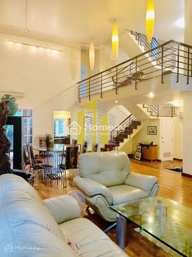 Cho Thuê Villa Đủ Nọi Thất Đường Thảo Điền - Khu An Ninh Giá 3500 Usd