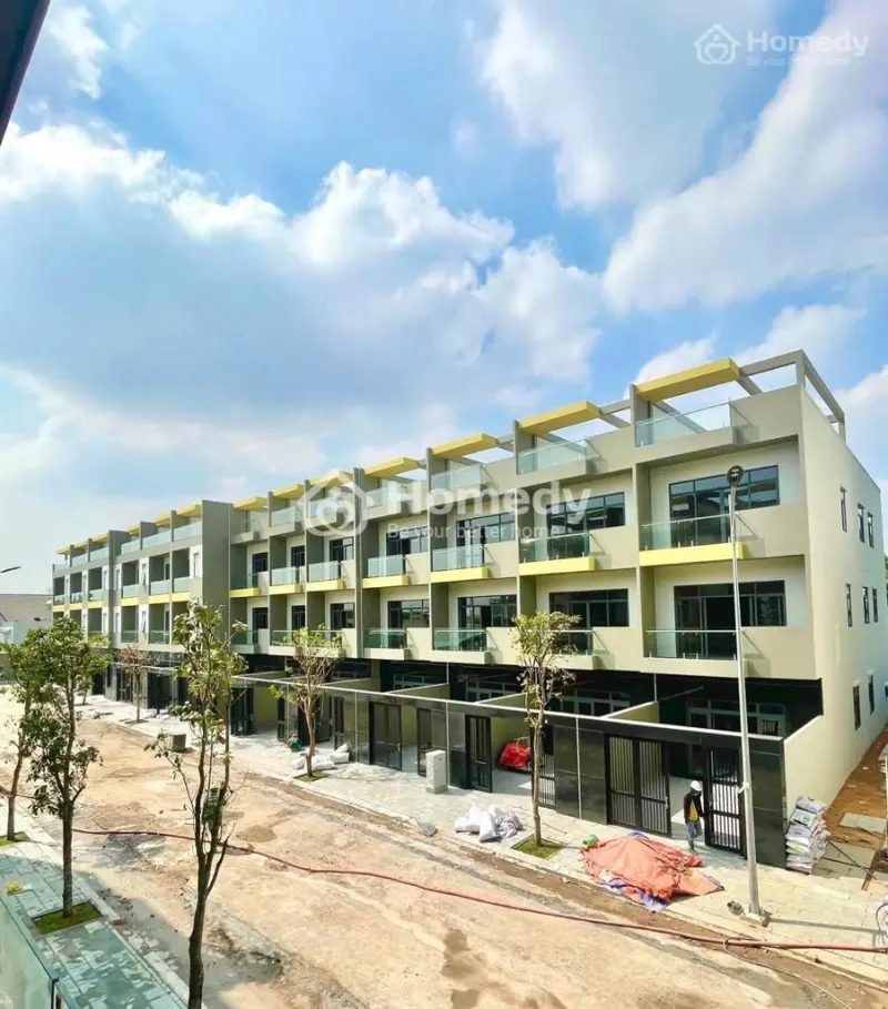 Bán Gấp Nhà Phố 4 Tầng, Căn Góc 2 Mặt Tiền Siêu Đẹp. Liền Kề Metro