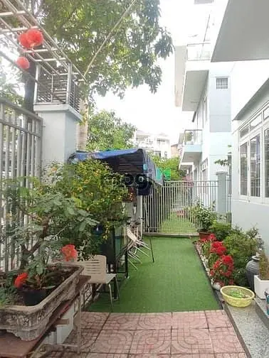 Retreat Ngay Trong Lòng Sài Gòn Với Biệt Thự Song Lập Đẳng Cấp