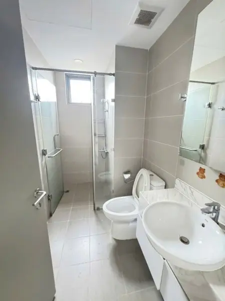 Giá 12Tr/Th, The Useful (The Era) Lạc Long Quân, Tb, 95M2, 3Pn, 2Wc.