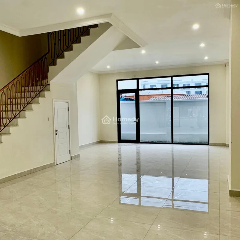 Cho Thuê Shophouse 4 Tầng Gần Vincom, Hoàn Thiện Full Nội Thất, Vừa Ở Vừa Kinh Doanh.