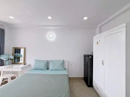 Phòng Ban Công Full Nt Gần Chợ Bàu Sen Nguyễn Trãi