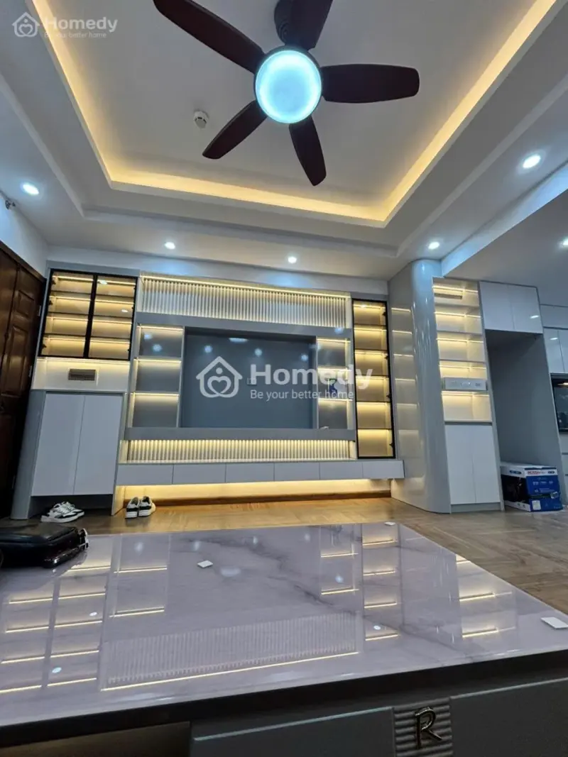 Siêu Phẩm Căn Hộ Chính Chủ Bán Gấp Nam Trung Yên 78M 3Pn 2Vs Giá 5.2Ty Có Slot Oto