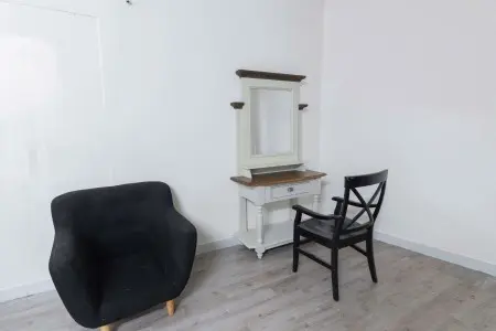 Phòng Tại: Sư Vạn Hạnh - Quận 10 - Lầu 2